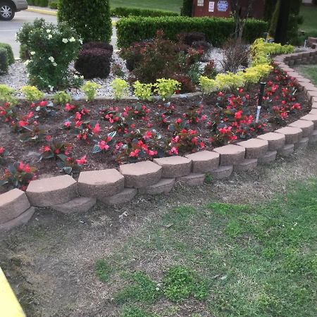 Muskogee Inn And Suites المظهر الخارجي الصورة