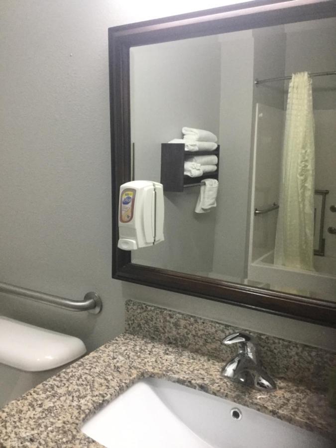 Muskogee Inn And Suites المظهر الخارجي الصورة