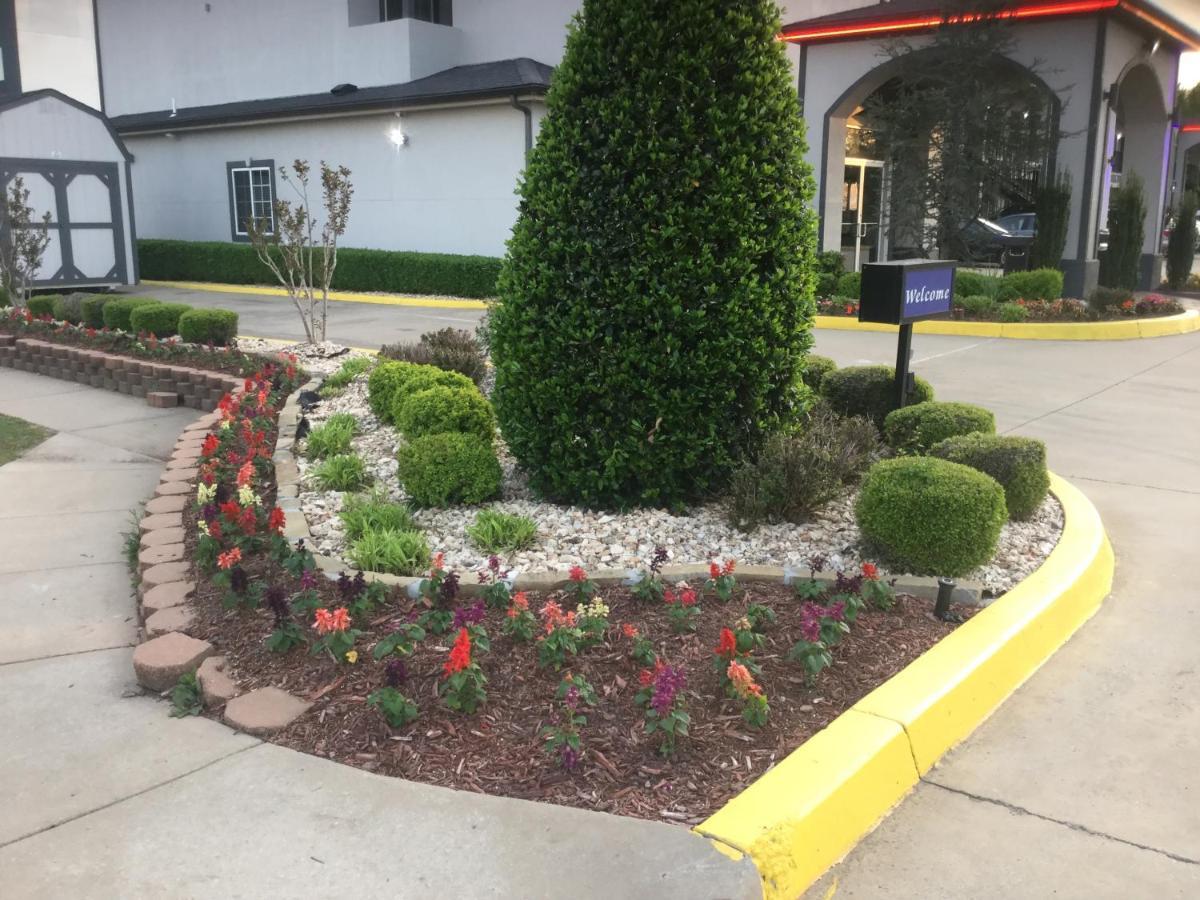 Muskogee Inn And Suites المظهر الخارجي الصورة