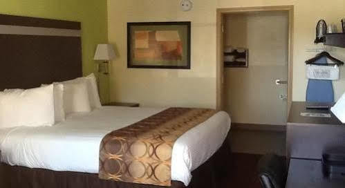 Muskogee Inn And Suites المظهر الخارجي الصورة